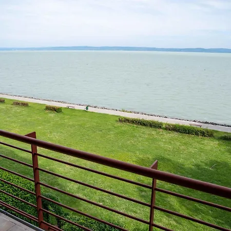 Апартаменты Panorama-balaton Шиофок